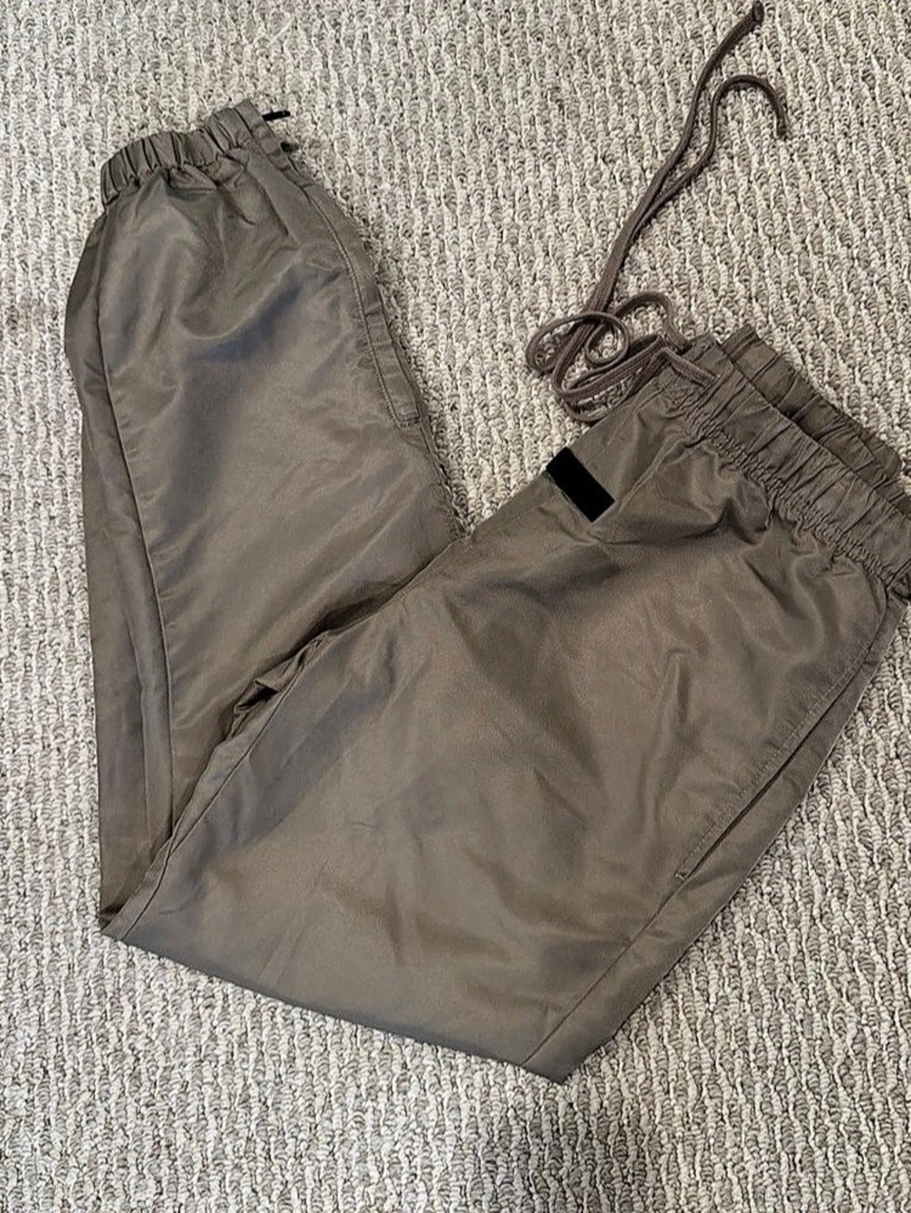 Essentials Fear of God sweatpants Gray Track Pants Size XS Like New